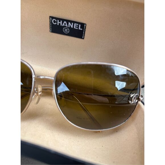 CHANEL Gold Sunglasses - Picture 6 of 7